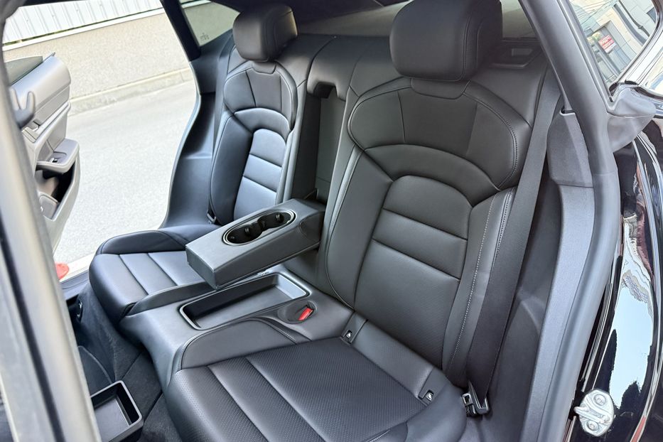 Продам Porsche Taycan CROSS TURISMO 4 2023 года в Киеве