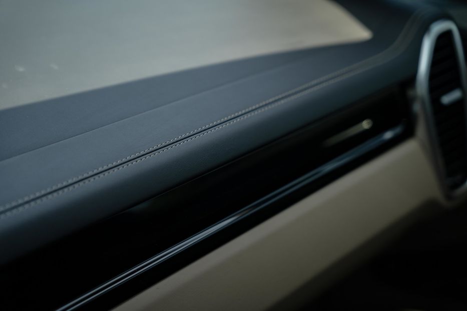Продам Porsche Cayenne 2019 года в Черновцах