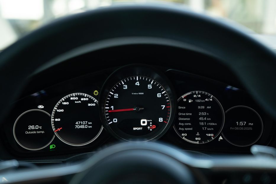 Продам Porsche Cayenne 2019 года в Черновцах