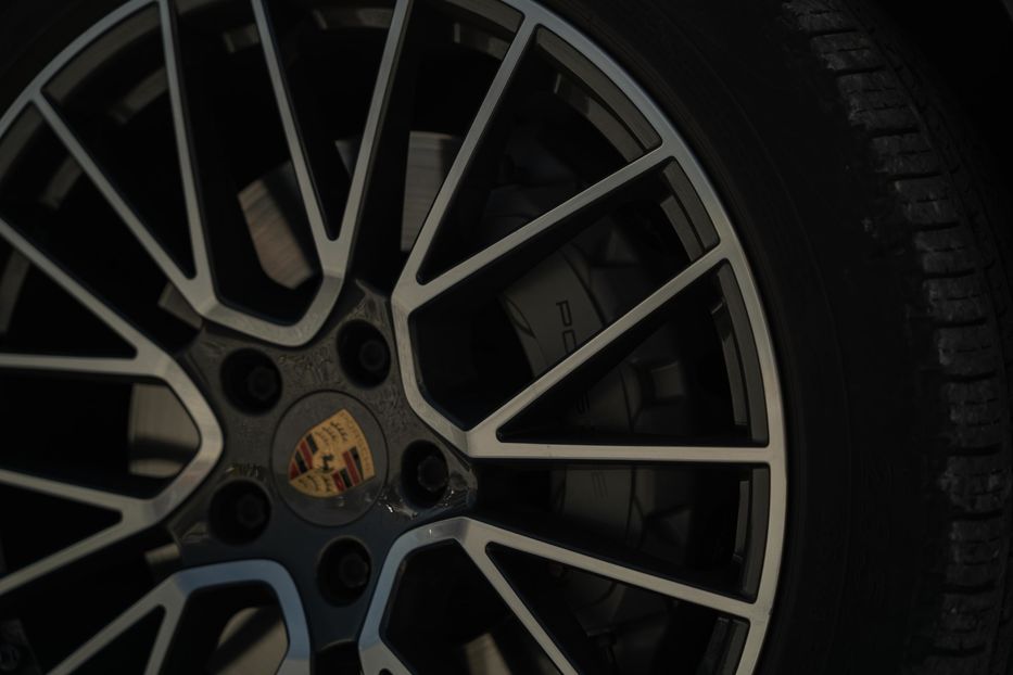 Продам Porsche Cayenne 2019 года в Черновцах