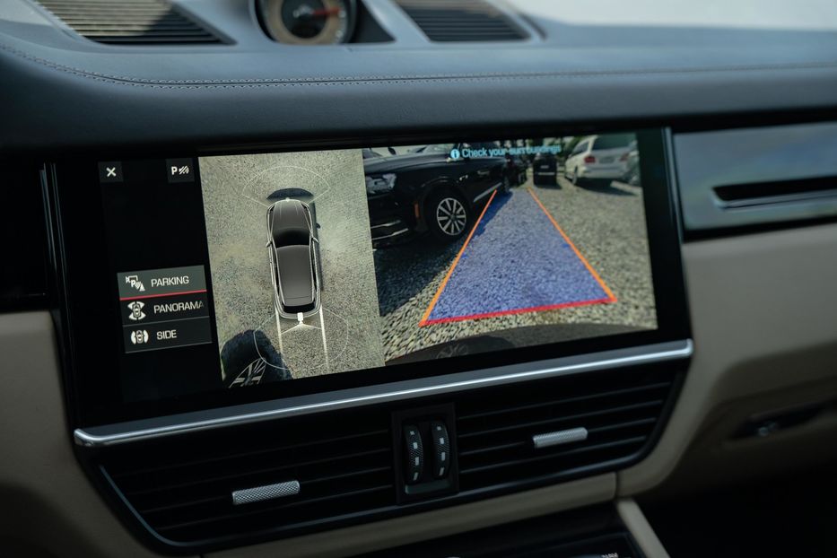 Продам Porsche Cayenne 2019 года в Черновцах