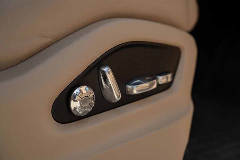 Продам Porsche Cayenne 2019 года в Черновцах