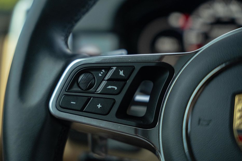 Продам Porsche Cayenne 2019 года в Черновцах