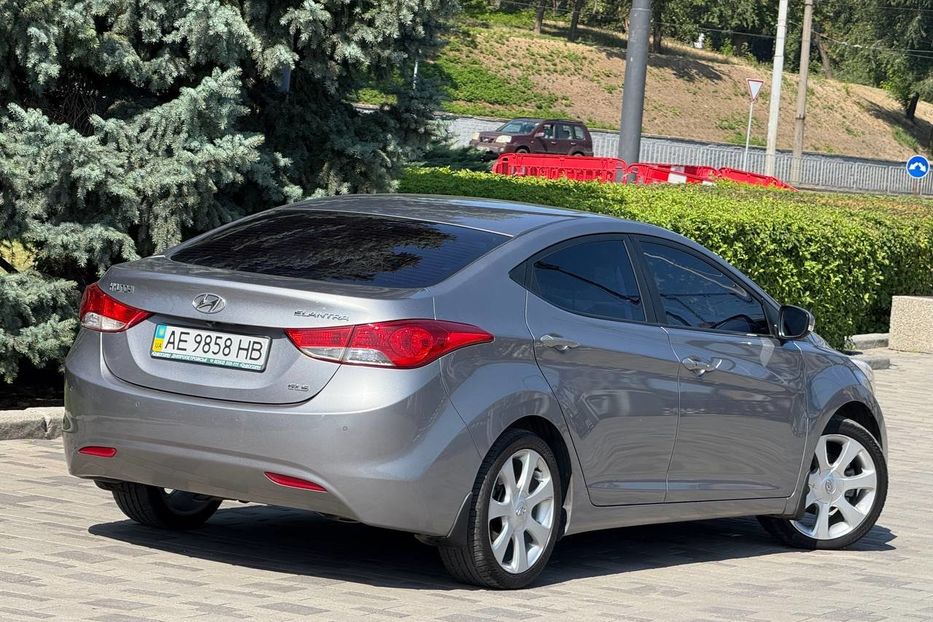 Продам Hyundai Elantra 2012 года в Днепре