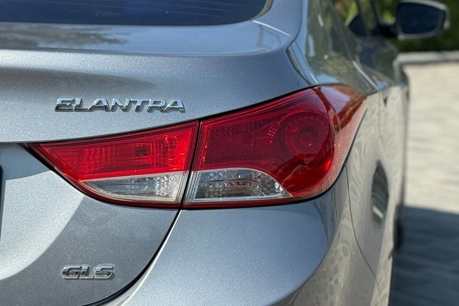 Продам Hyundai Elantra 2012 года в Днепре