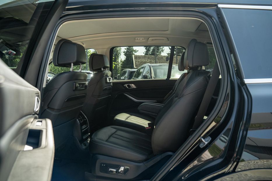 Продам BMW X7 40I xDrive 2019 года в Черновцах