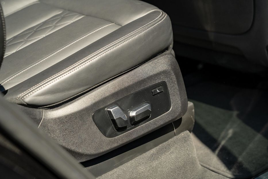 Продам BMW X7 40I xDrive 2019 года в Черновцах