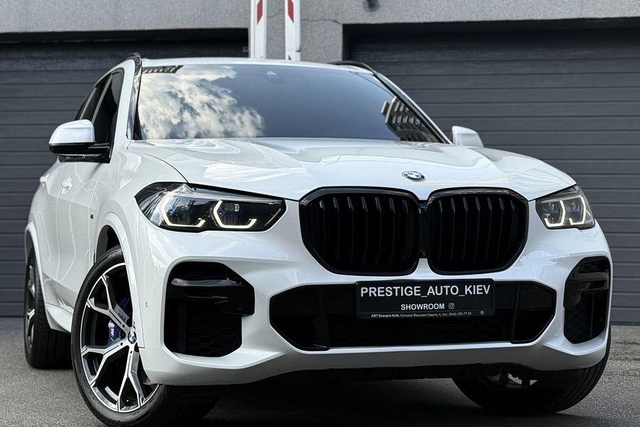 Продам BMW X5 40i Steptronic xDrive 2021 года в Киеве