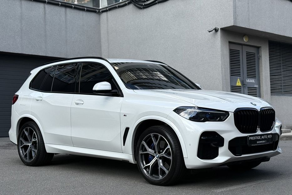 Продам BMW X5 40i Steptronic xDrive 2021 года в Киеве