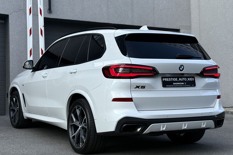 Продам BMW X5 40i Steptronic xDrive 2021 года в Киеве