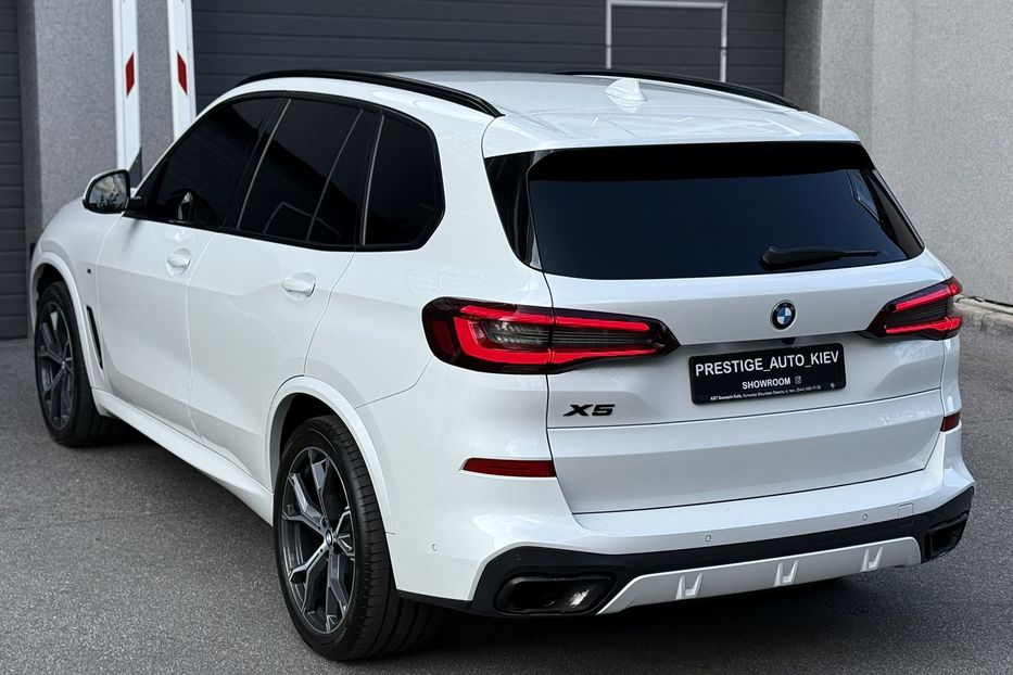 Продам BMW X5 40i Steptronic xDrive 2021 года в Киеве