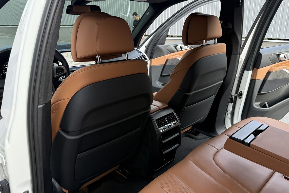 Продам BMW X5 40i Steptronic xDrive 2021 года в Киеве
