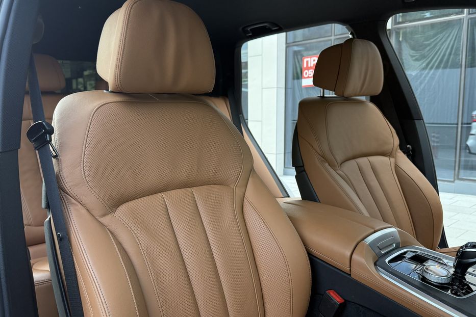 Продам BMW X5 40i Steptronic xDrive 2021 года в Киеве