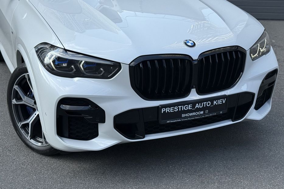 Продам BMW X5 40i Steptronic xDrive 2021 года в Киеве