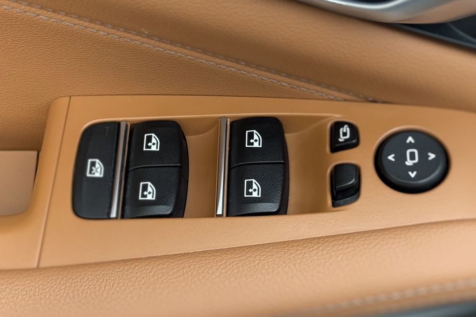 Продам BMW X5 40i Steptronic xDrive 2021 года в Киеве