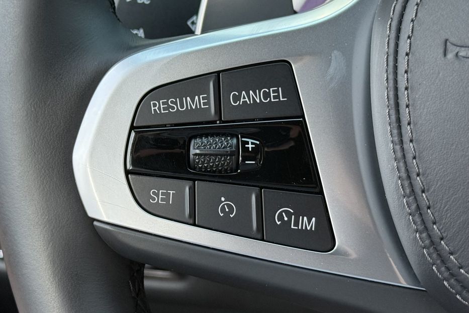 Продам BMW X5 40i Steptronic xDrive 2021 года в Киеве