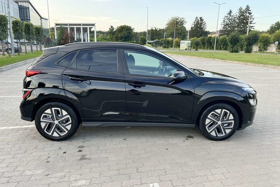 Продам Hyundai Kona 2021 года в Львове