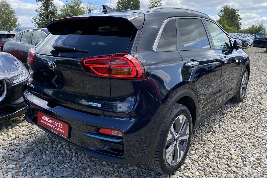 Продам Kia Niro 64 кВт Макс. комплектація 2020 года в Львове