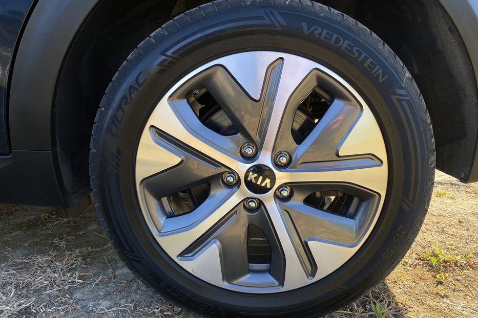 Продам Kia Niro 64 кВт Макс. комплектація 2020 года в Львове