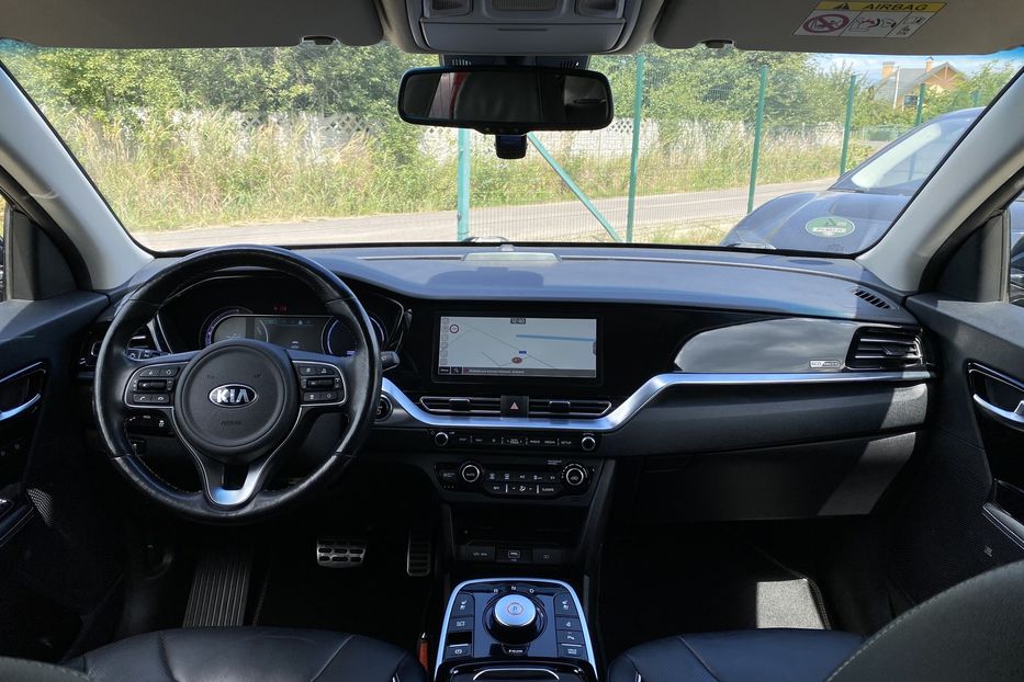 Продам Kia Niro 64 кВт Макс. комплектація 2020 года в Львове