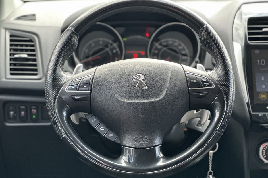 Продам Peugeot 4008 2012 года в Киеве