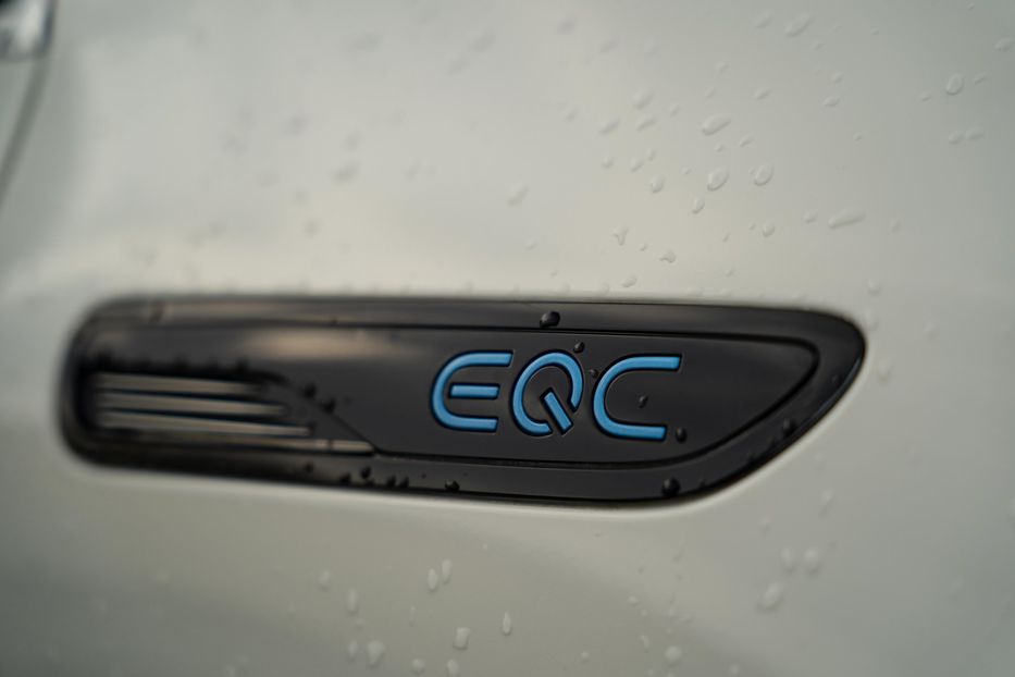 Продам Mercedes-Benz EQC 400 4Matic 2021 года в Черновцах
