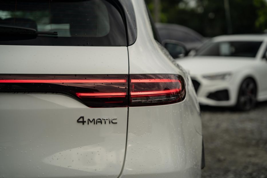 Продам Mercedes-Benz EQC 400 4Matic 2021 года в Черновцах