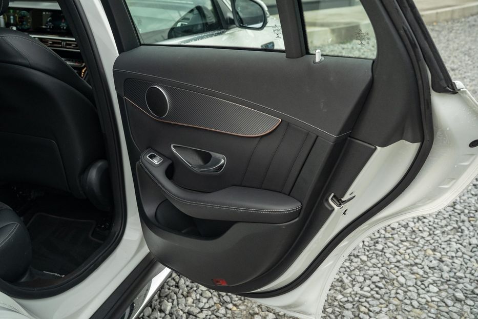 Продам Mercedes-Benz EQC 400 4Matic 2021 года в Черновцах