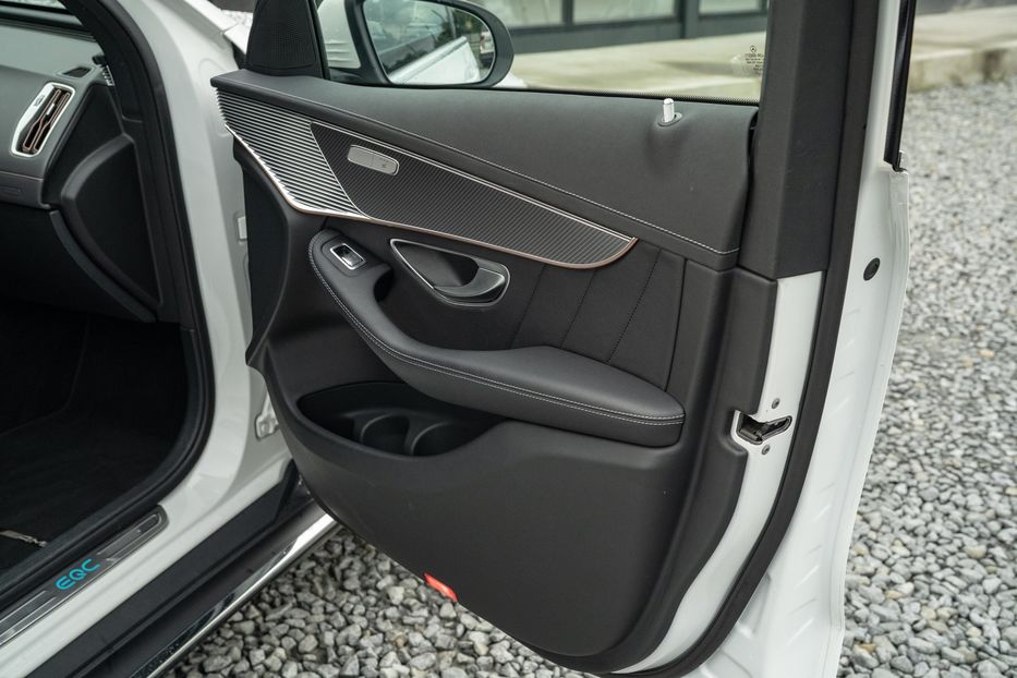 Продам Mercedes-Benz EQC 400 4Matic 2021 года в Черновцах