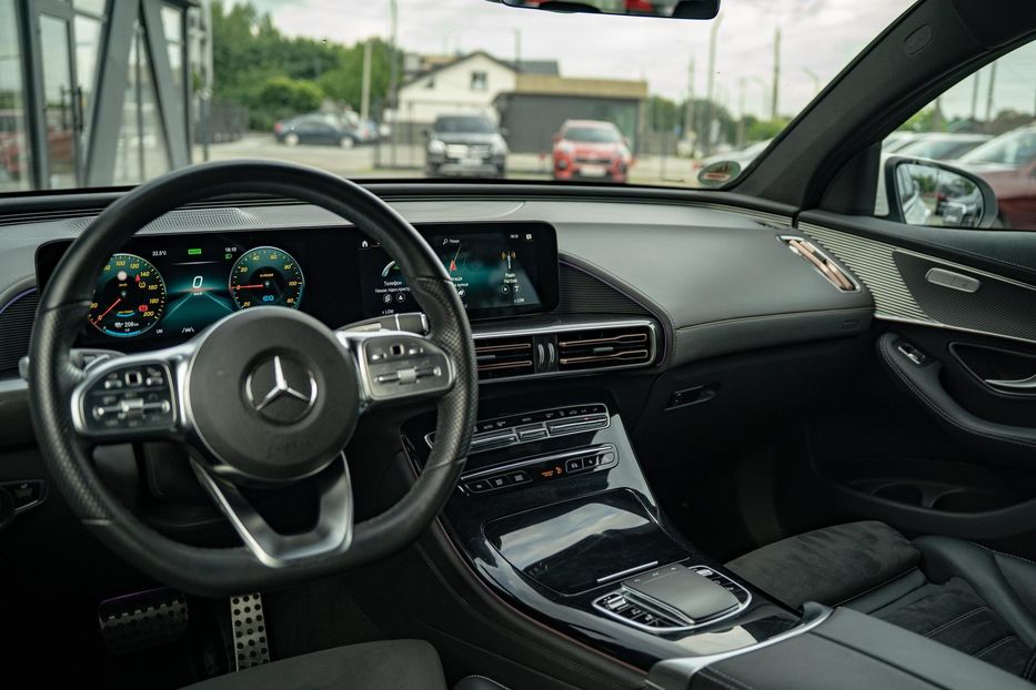 Продам Mercedes-Benz EQC 400 4Matic 2021 года в Черновцах