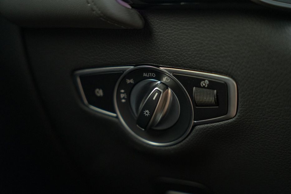 Продам Mercedes-Benz EQC 400 4Matic 2021 года в Черновцах