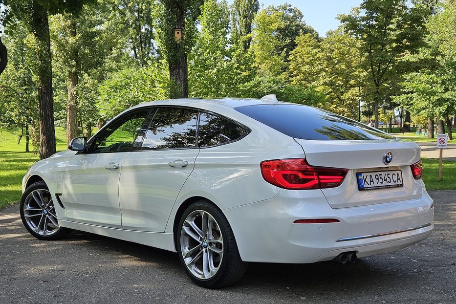 Продам BMW 3 Series GT xDrive 2017 года в Киеве