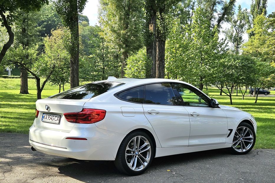 Продам BMW 3 Series GT xDrive 2017 года в Киеве