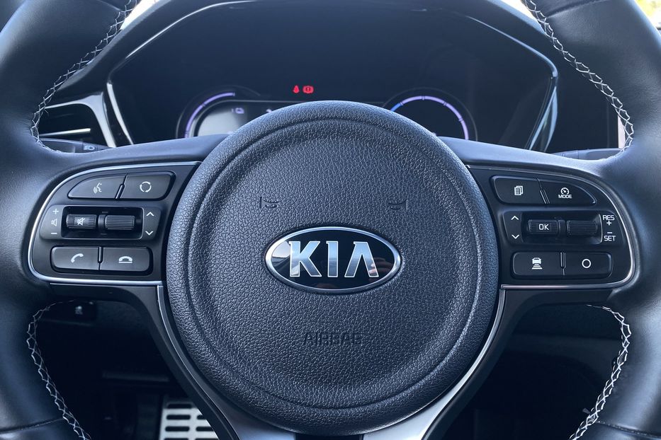 Продам Kia Niro 64 кВт Макс. ЗАРЕЗЕРВОВАНО 2021 года в Львове
