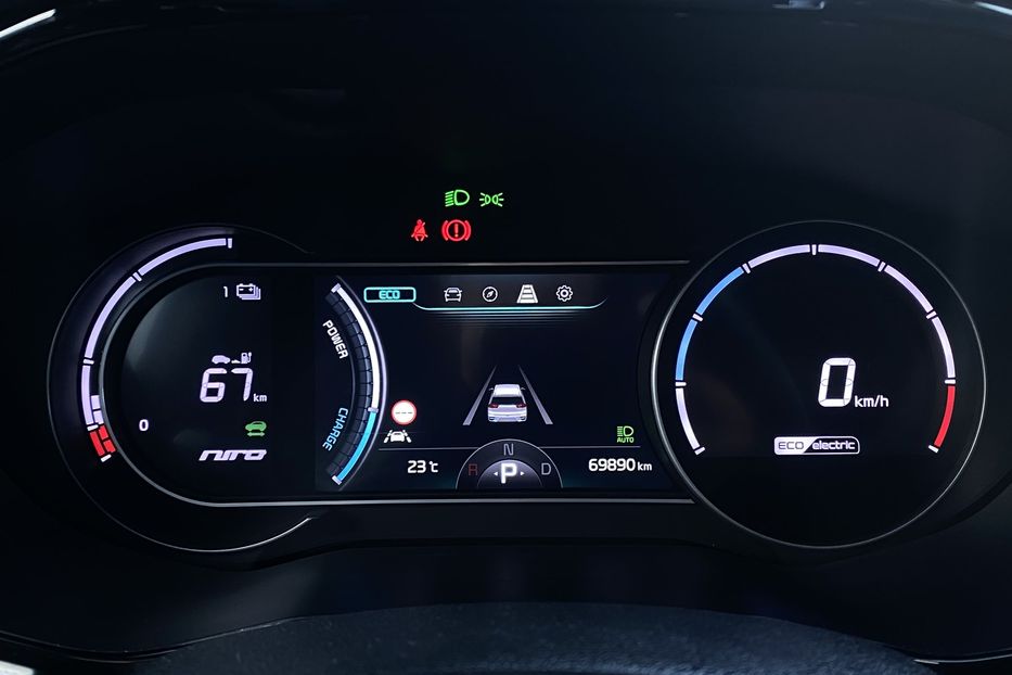 Продам Kia Niro 64 кВт Макс. ЗАРЕЗЕРВОВАНО 2021 года в Львове