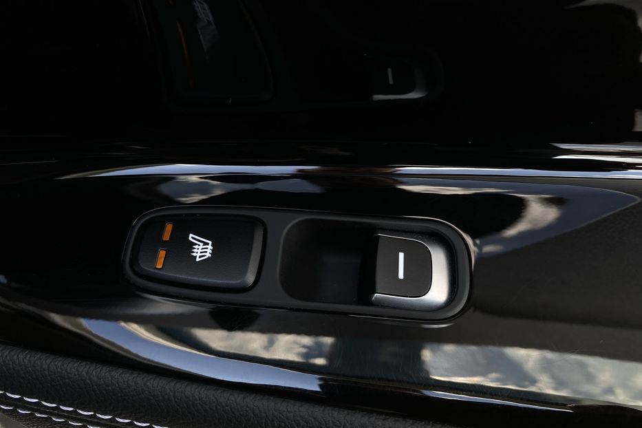 Продам Kia Niro 64 кВт Макс. ЗАРЕЗЕРВОВАНО 2021 года в Львове