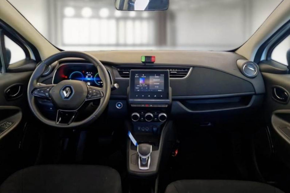Продам Renault Zoe 51 kw авто в дорозі  2020 года в Львове
