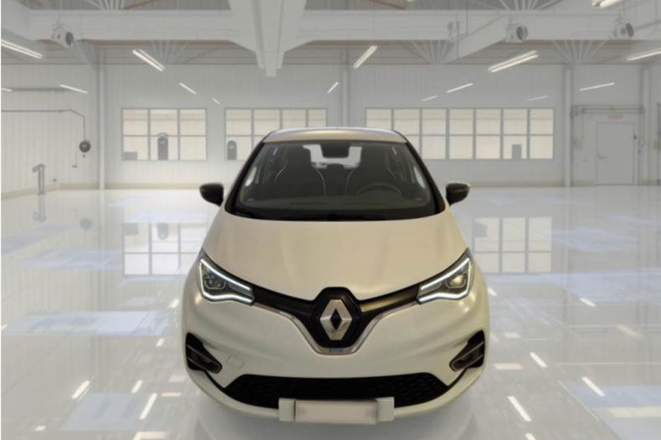 Продам Renault Zoe 51 kw авто в дорозі  2020 года в Львове
