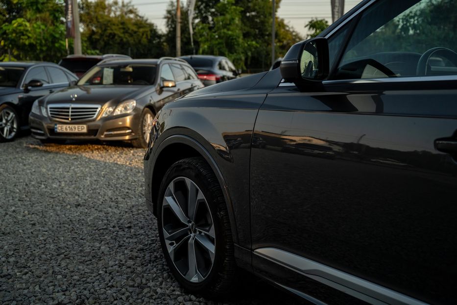 Продам Audi Q7 Premium Plus 2021 года в Черновцах