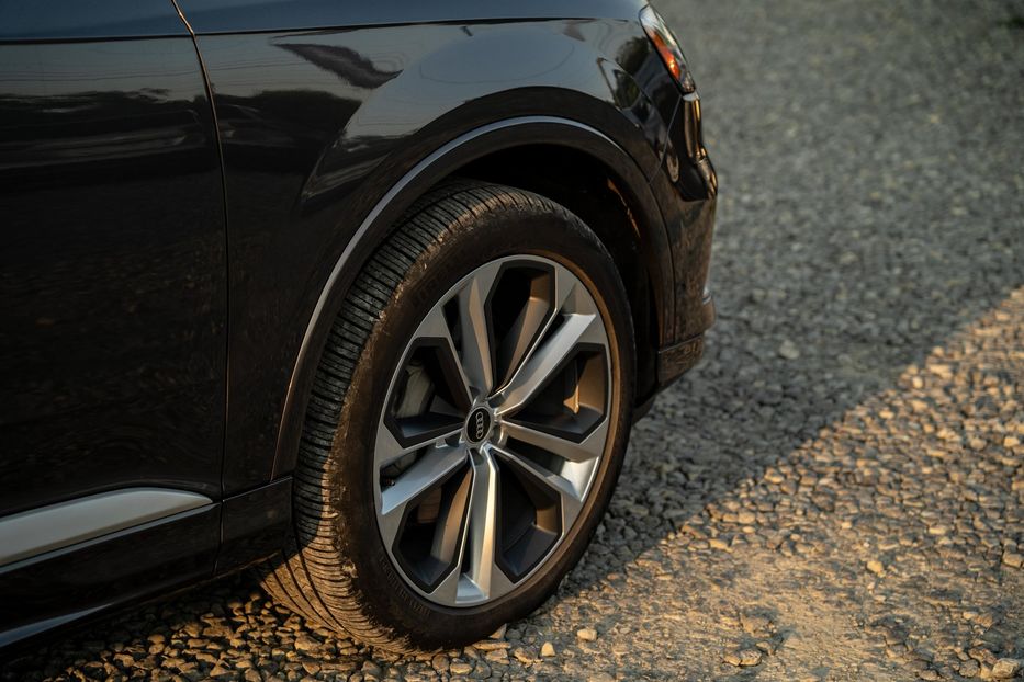Продам Audi Q7 Premium Plus 2021 года в Черновцах