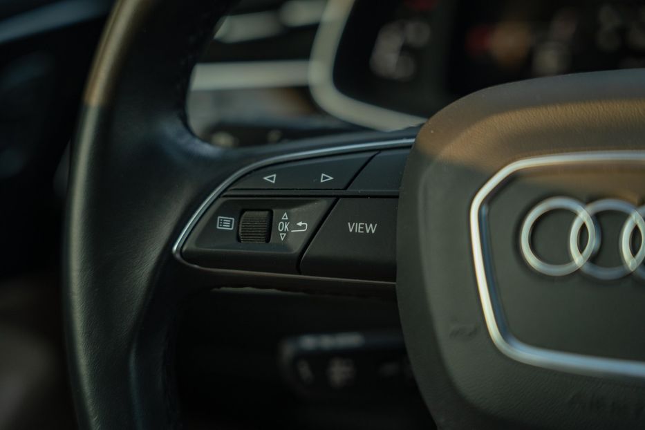 Продам Audi Q7 Premium Plus 2021 года в Черновцах