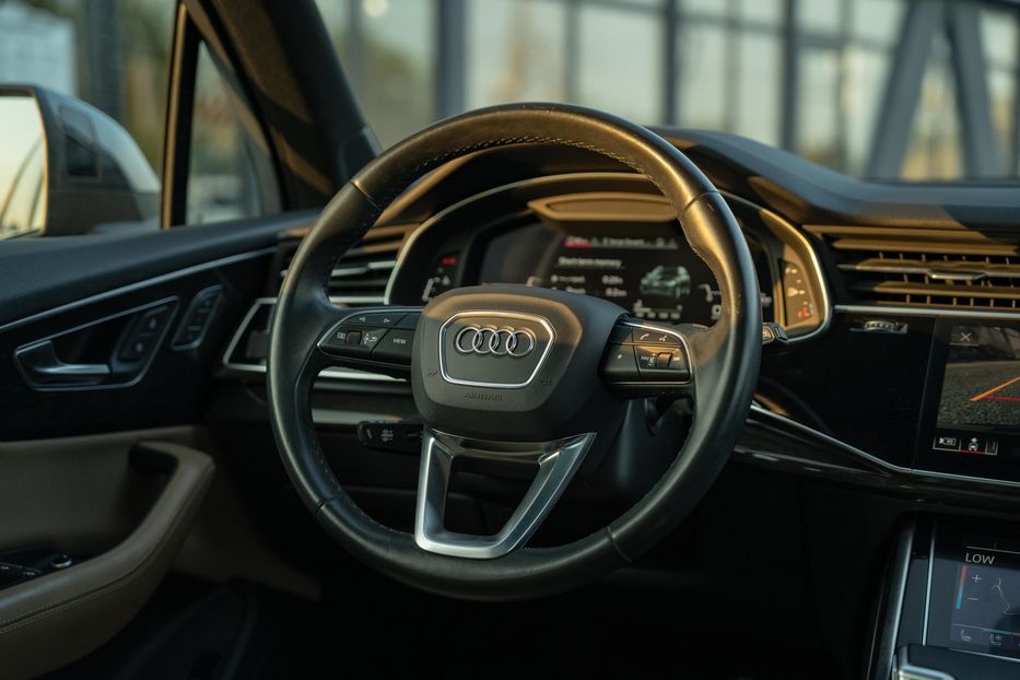 Продам Audi Q7 Premium Plus 2021 года в Черновцах
