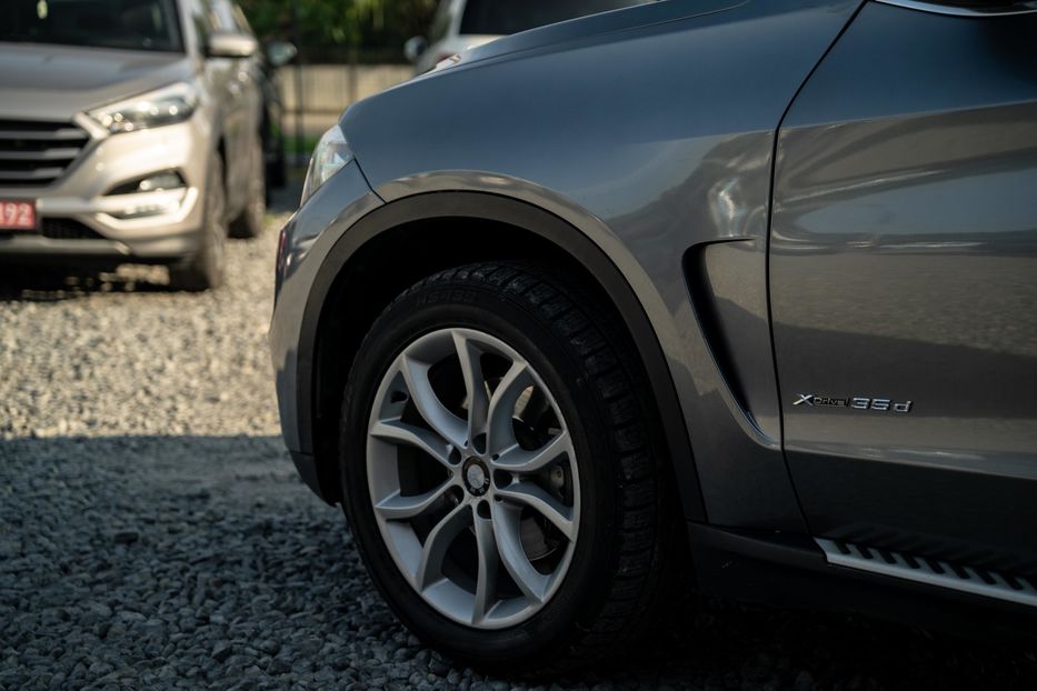 Продам BMW X5 2015 года в Черновцах