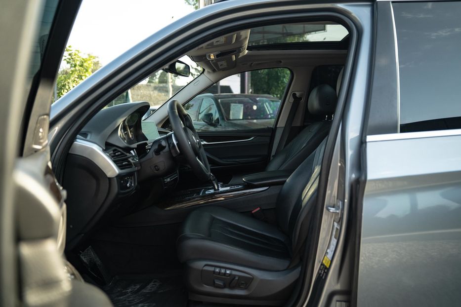 Продам BMW X5 2015 года в Черновцах