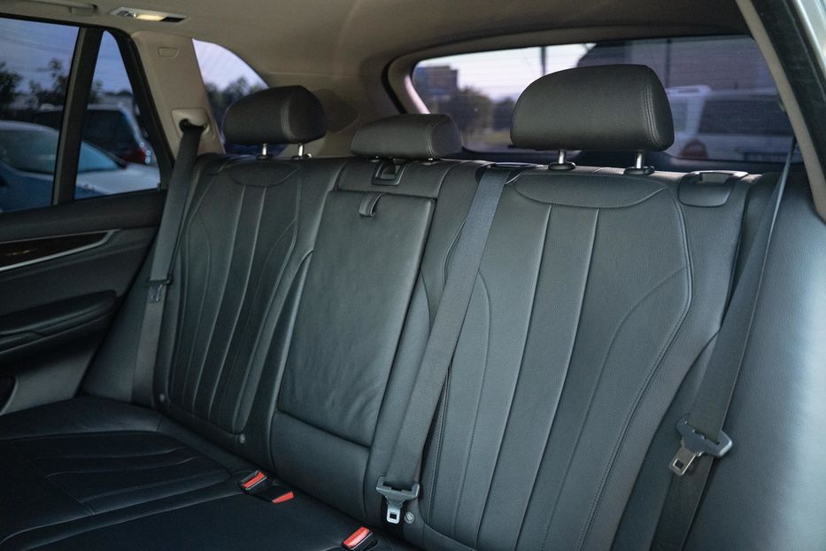 Продам BMW X5 2015 года в Черновцах