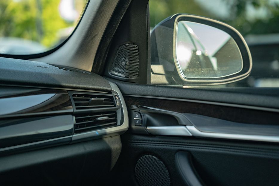 Продам BMW X5 2015 года в Черновцах