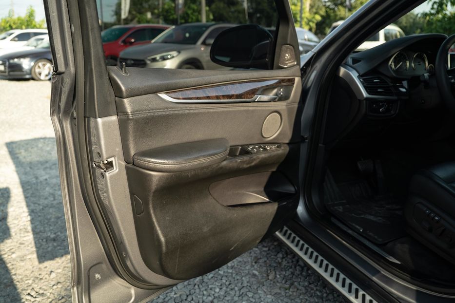 Продам BMW X5 2015 года в Черновцах