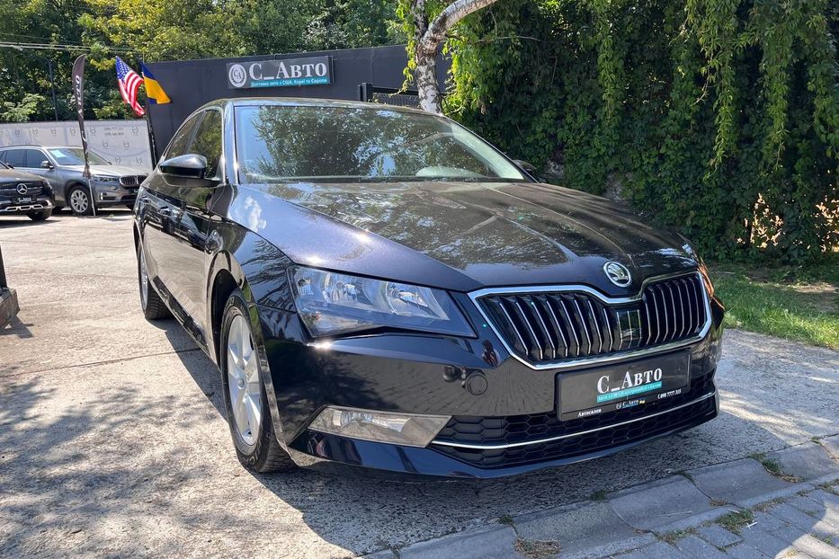 Продам Skoda Superb 2017 года в Черновцах