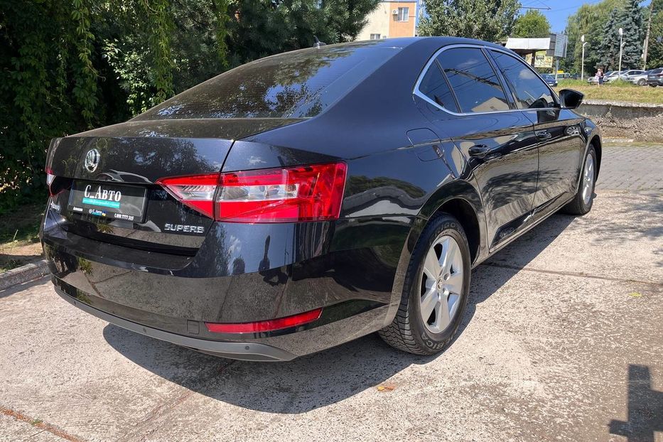 Продам Skoda Superb 2017 года в Черновцах
