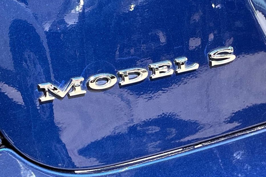 Продам Tesla Model S 2018 года в Черновцах